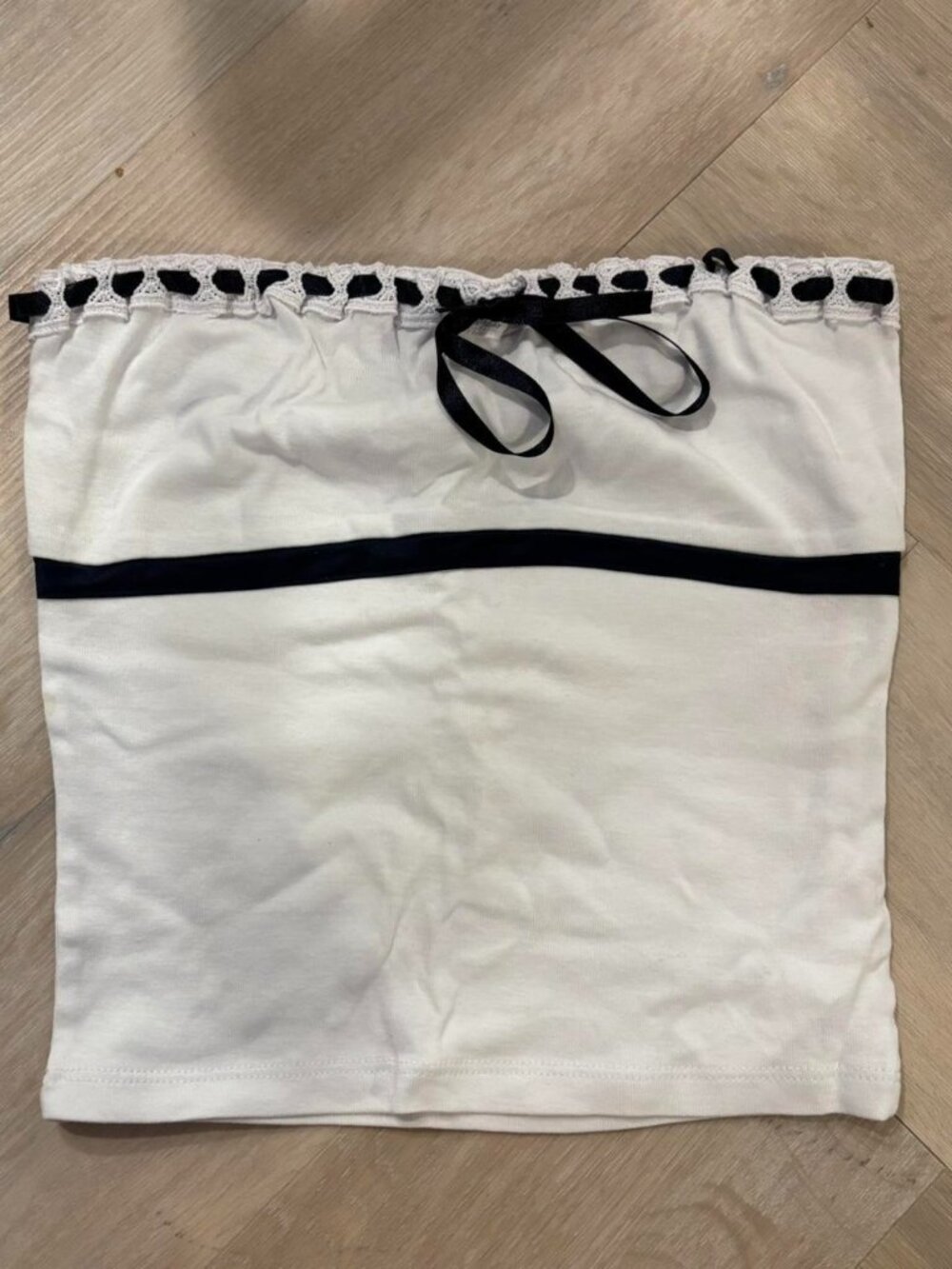 subdued y2k vintage inspired white navy blue ribbon tie cropped tube top